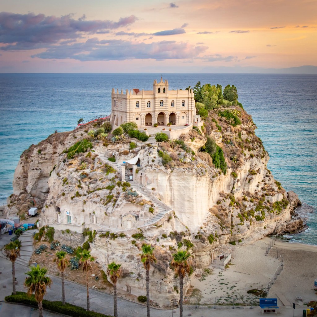 Tropea, Italy: Exploring Calabria’s Coast, Pizzo, and the Aeolian&nbsp;Islands